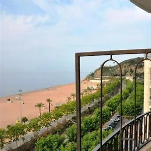 Szálloda Haromar, Calella