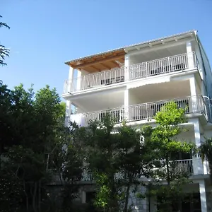 https://apartments-sonne.primorje-gorskikotar.com